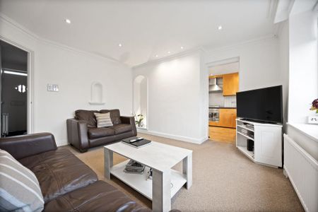 2 bedroom apartment to rent - Photo 4