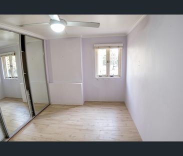 Renovated 2 bedroom apartment - Pets allowed - Short or Long term -... - Photo 3