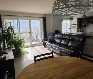 Lumineux Appartement Style Condo Locatif - Photo 1
