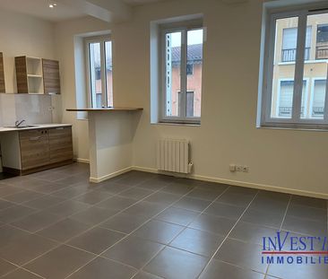 LOCATION T2 SAINT GENIS LAVAL, - Photo 1