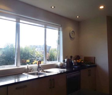 Bright and airy family home - Photo 1