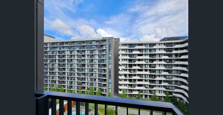 (FURNISHED) Modern M-City Living in Clayton - Photo 2