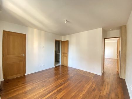 Location Appartement 2 pièces 54m² TROYES 10000 - Photo 3