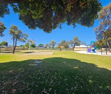 Stunning New Home - Photo 4