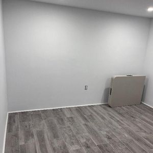 4 1/2 rénové à louer - Photo 2