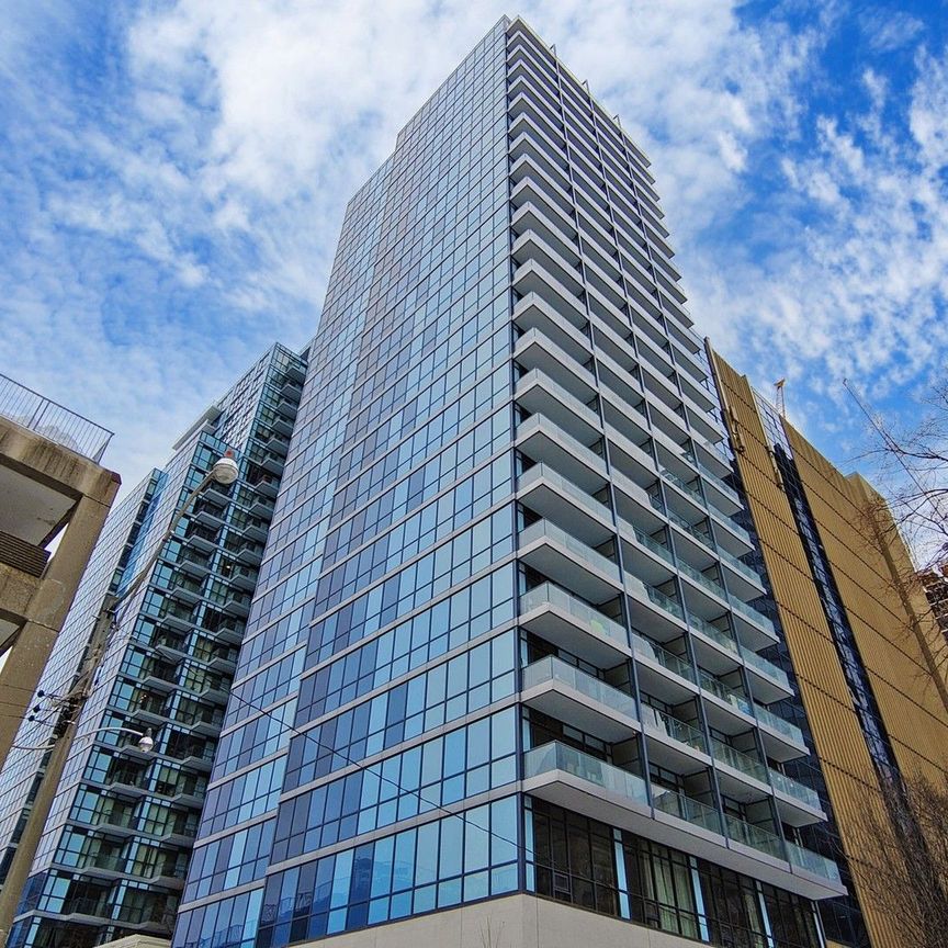 For Lease - 210 Simcoe Street Unit# 1003, Toronto, Ontario - Photo 1