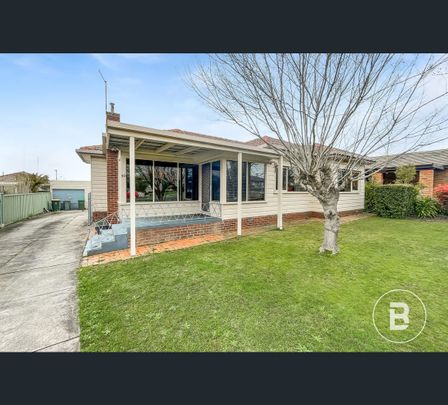 30 Margaret Street, Wendouree, Vic 3355 - Photo 1