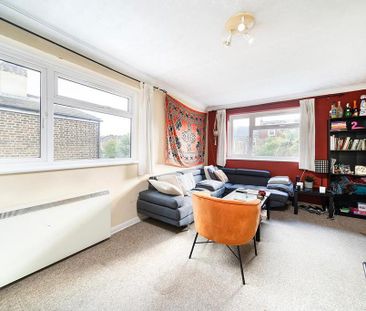 3 bedroom maisonette to rent - Photo 1