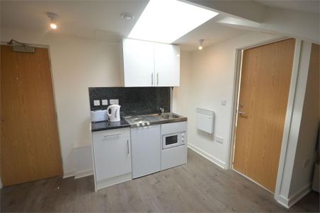 1 bedroom apartment to rent - Photo 4