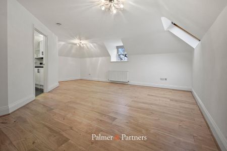 3 bedroom penthouse to rent - Photo 2