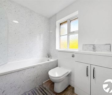 3 bedroom detached house to rent - Photo 6