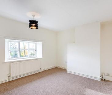 2 bedroom semi-detached house to rent - Photo 5