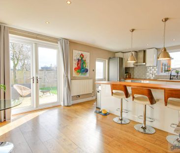 Plumstead Road, Norwich - Photo 1