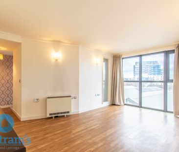 1 bed Apartment for Rent - Photo 2