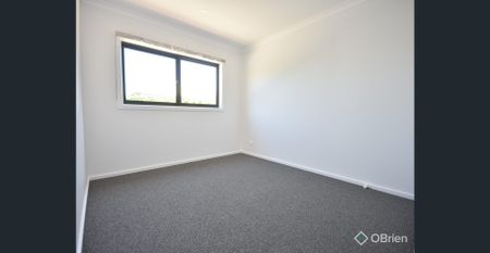 Modern Turn-Key Comfort - Photo 2