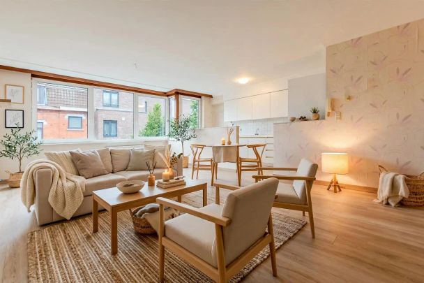 Centraal gelegen appartement met 2 slaapkamers - foto 1