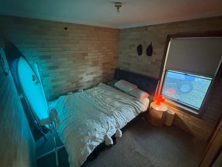 Broadbeach Waters - Photo 4