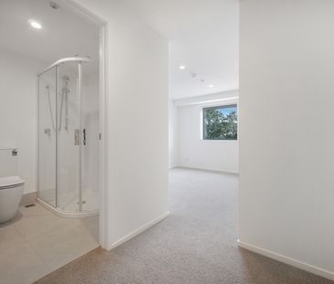 Morning Star Place Two Bedroom Two Bathroom Newly Renovated - Photo 6