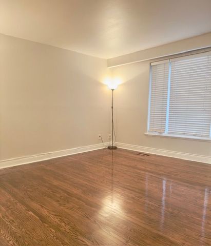 For Lease - 695 Annland Street, Pickering, Ontario - Photo 2