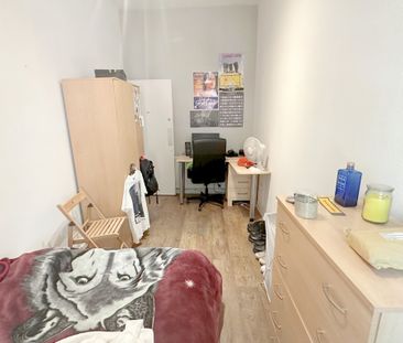 2 Bedroom Flat - Photo 4