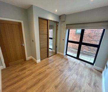 Bungalow, Stratford-upon-Avon, CV37 - Photo 1