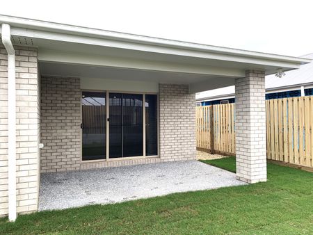 20 Stockyard Lane, Park Ridge QLD 4125 - House For Rent - $700 | Domain - Photo 5