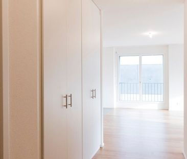 Appartement de 4.5 pièces au 3ème étage à Nyon - Photo 3