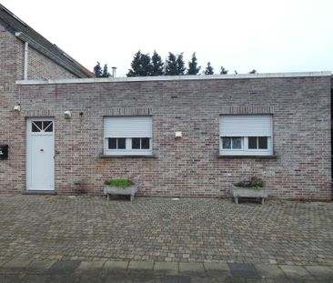 Gelijkvloerse studio op centrale locatie - Photo 5