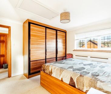 4 bedroom detached house to rent - Photo 6