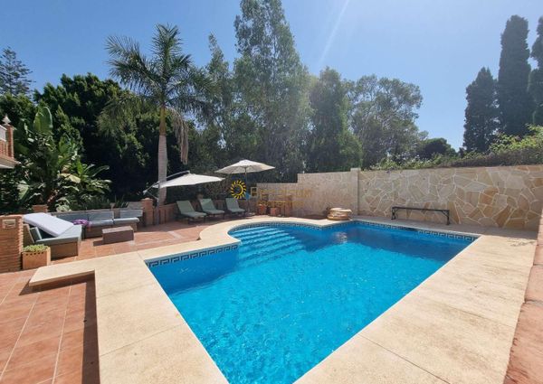 HALF SEASON.  RENTED FROM 1.9.24-30.6.25 NICE APARTMENT IN BENAJARAFE ON THE 2ND LINE OF BEACH (MALAGA)