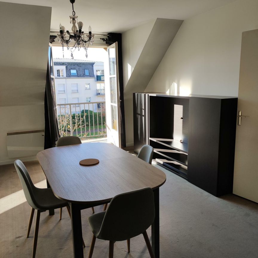 PORT CERGY JOLI MEUBLE IDEAL COUPLE OU COLOCATION Cergy (95000) - Photo 1