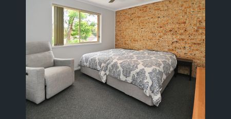 Cozy & Comfortable Townhouse - Photo 2