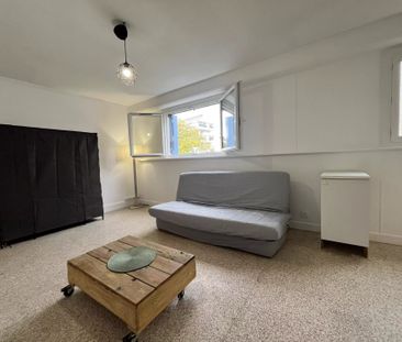 Location Appartement 1 pièce 24m² LA CIOTAT 13600 - Photo 1
