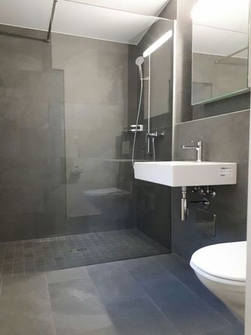 1 Zimmer, 38 m², 1. Stock - Foto 2