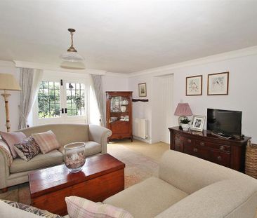 3 bedroom barn conversion to rent - Photo 2