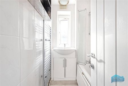 3 bedroom apartment to rent - Photo 2