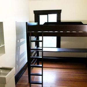 (DPMonline.ca) Trendy Rooms For Rent At Strathcona's Hip-O Building! - Photo 2