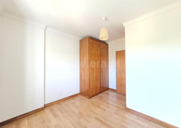 Apartamento T4 em Lisboa