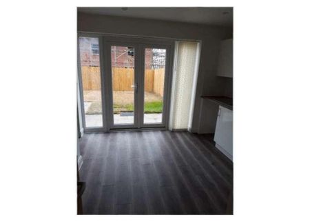 Wastdale Road, Manchester, M23 - Photo 5