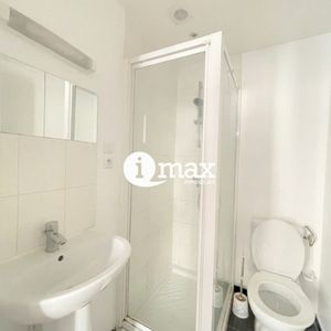 Location Appartement PARIS - - Photo 2