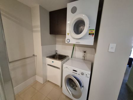 FULLY FURNISHED 1x1 APARTMENT PELAGO EAST - Photo 2