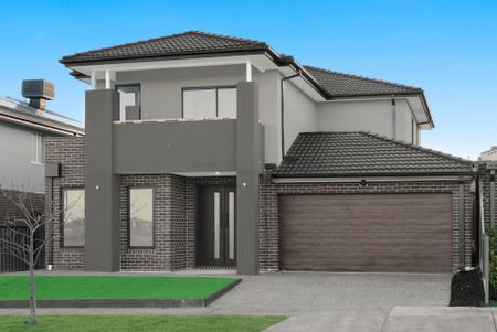 Stunning 5-Bedroom Double-Storey Family Home in Kalkallo! - Photo 2