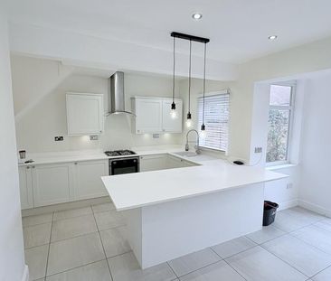 3 bedroom terraced house to rent - Photo 5