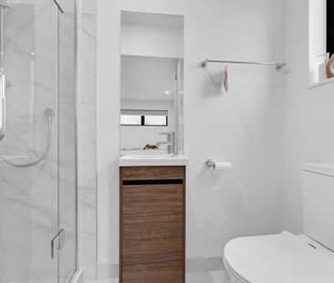 MANUREWA, 3 BEDROOMS - Photo 3