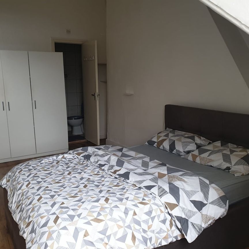 1 Bed Flat, Walthamstow, E17 - Photo 1