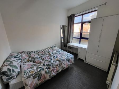 3 bedroom townhouse to rent - Photo 5