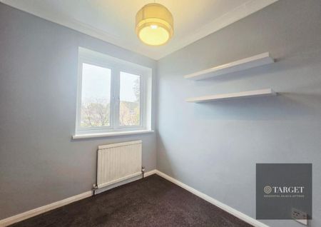 3 bedroom end of terrace house to rent - Photo 5