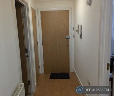 2 bedroom flat to rent - Photo 6