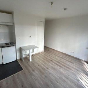 Location Appartement 1 pièce 28m² BOIS COLOMBES 92270 - Photo 2