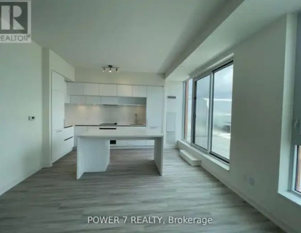 919 - 6 DAVID EYER RD ROAD | 919 - 6 DAVID EYER RD ROAD, Richmond Hill - Photo 1